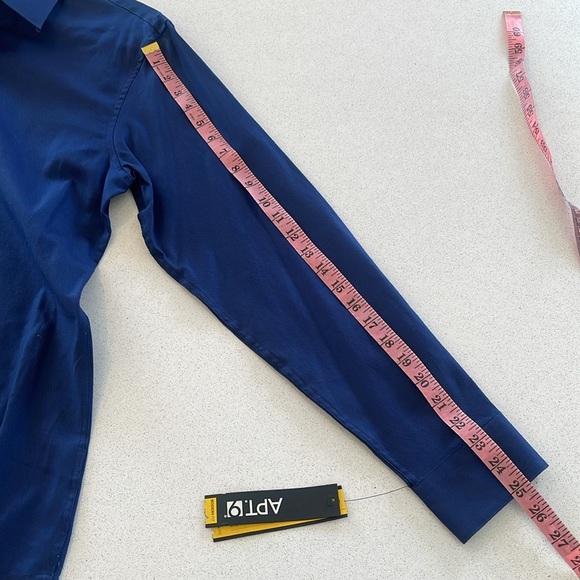 NWT Apt. 9 Long Sleeve Blue Shirt - Size M - Picture 3 of 8